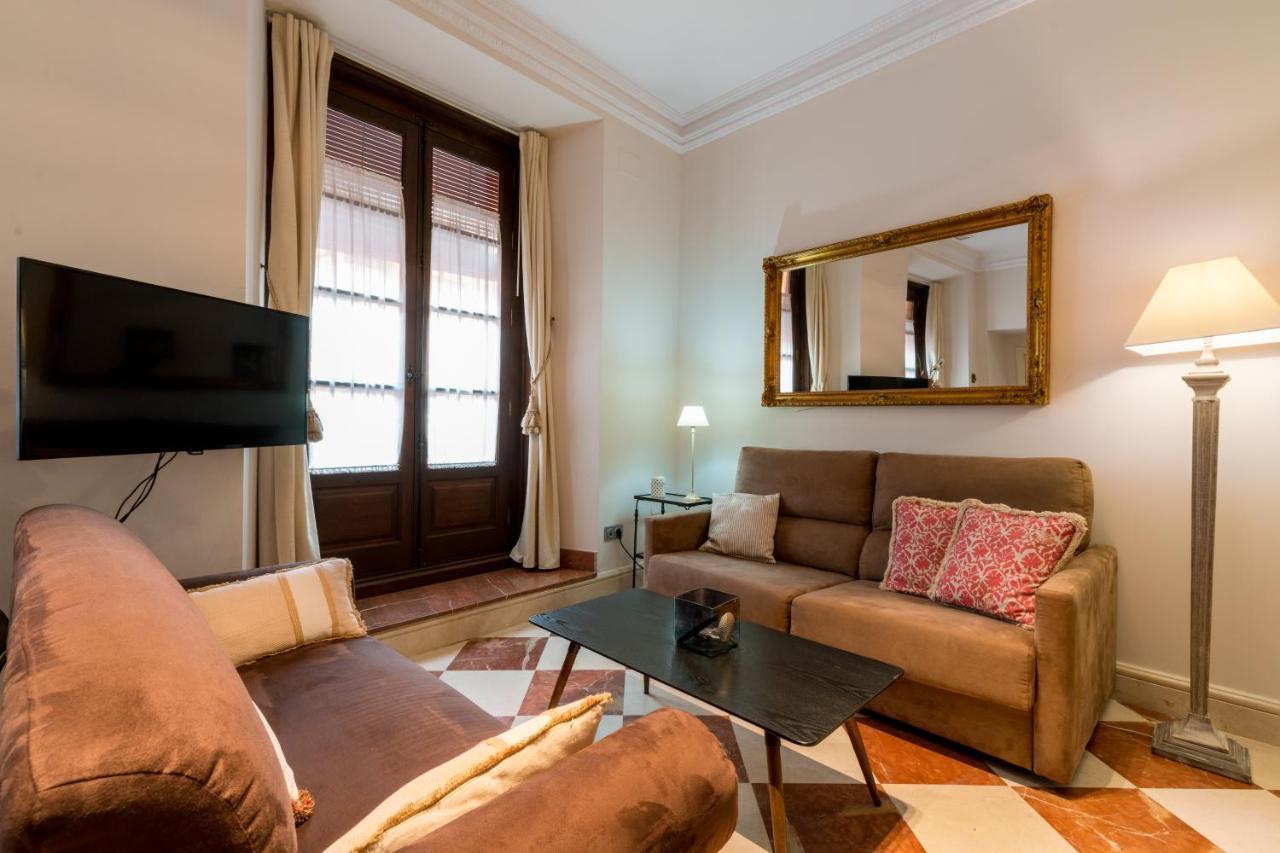 Quevedo Suite Seville Ngoại thất bức ảnh
