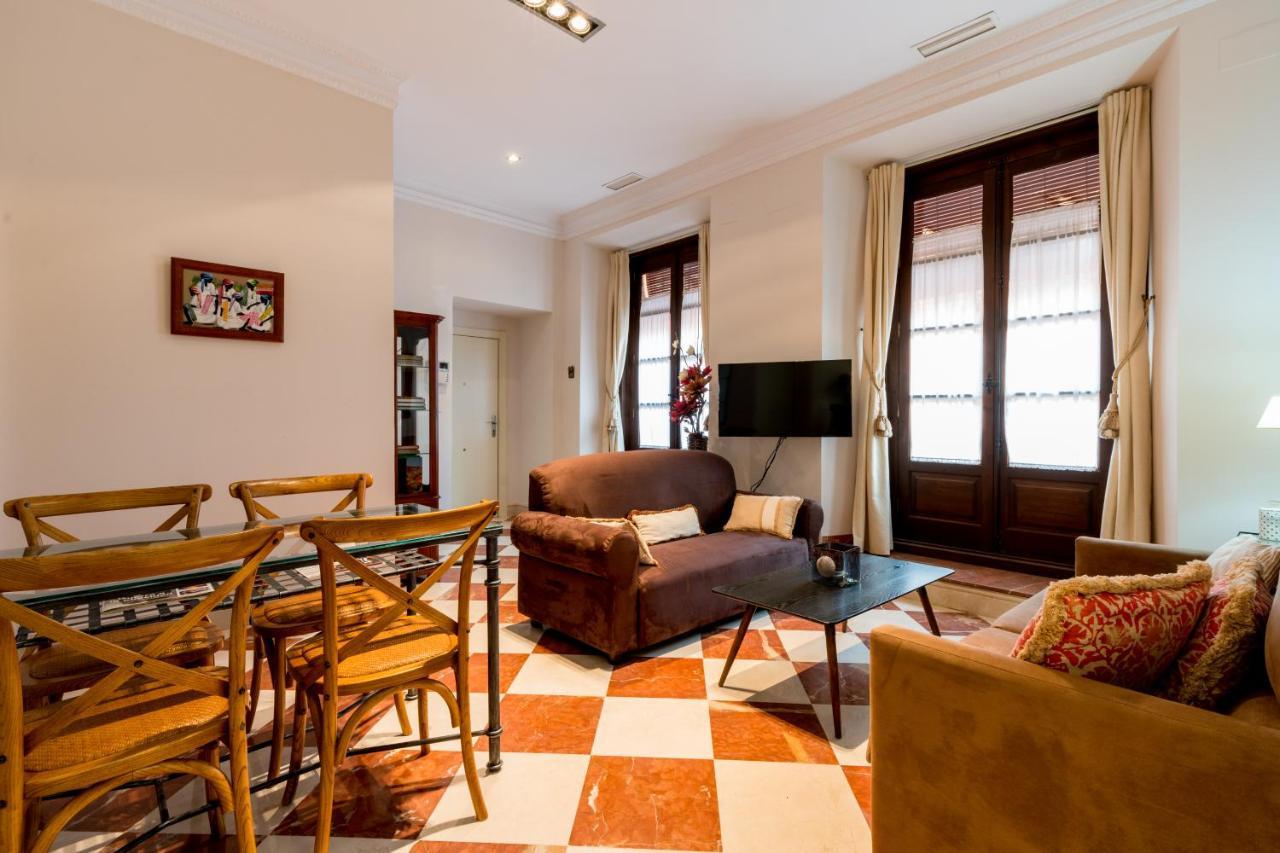 Quevedo Suite Seville Ngoại thất bức ảnh