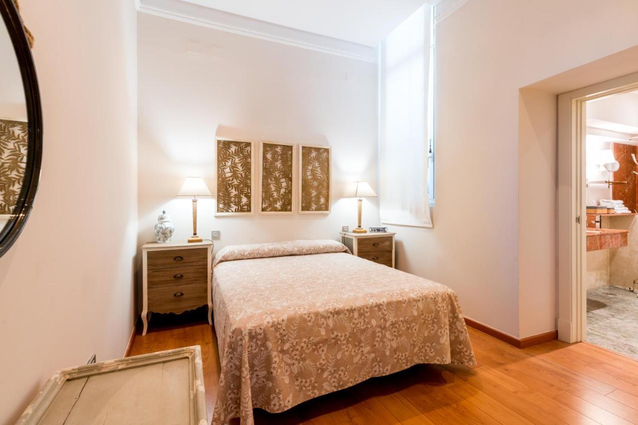 Quevedo Suite Seville Ngoại thất bức ảnh