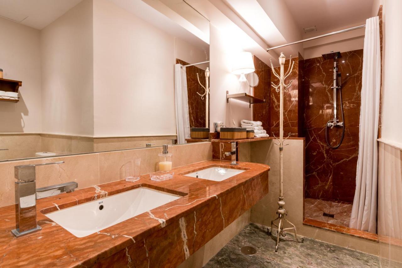 Quevedo Suite Seville Ngoại thất bức ảnh